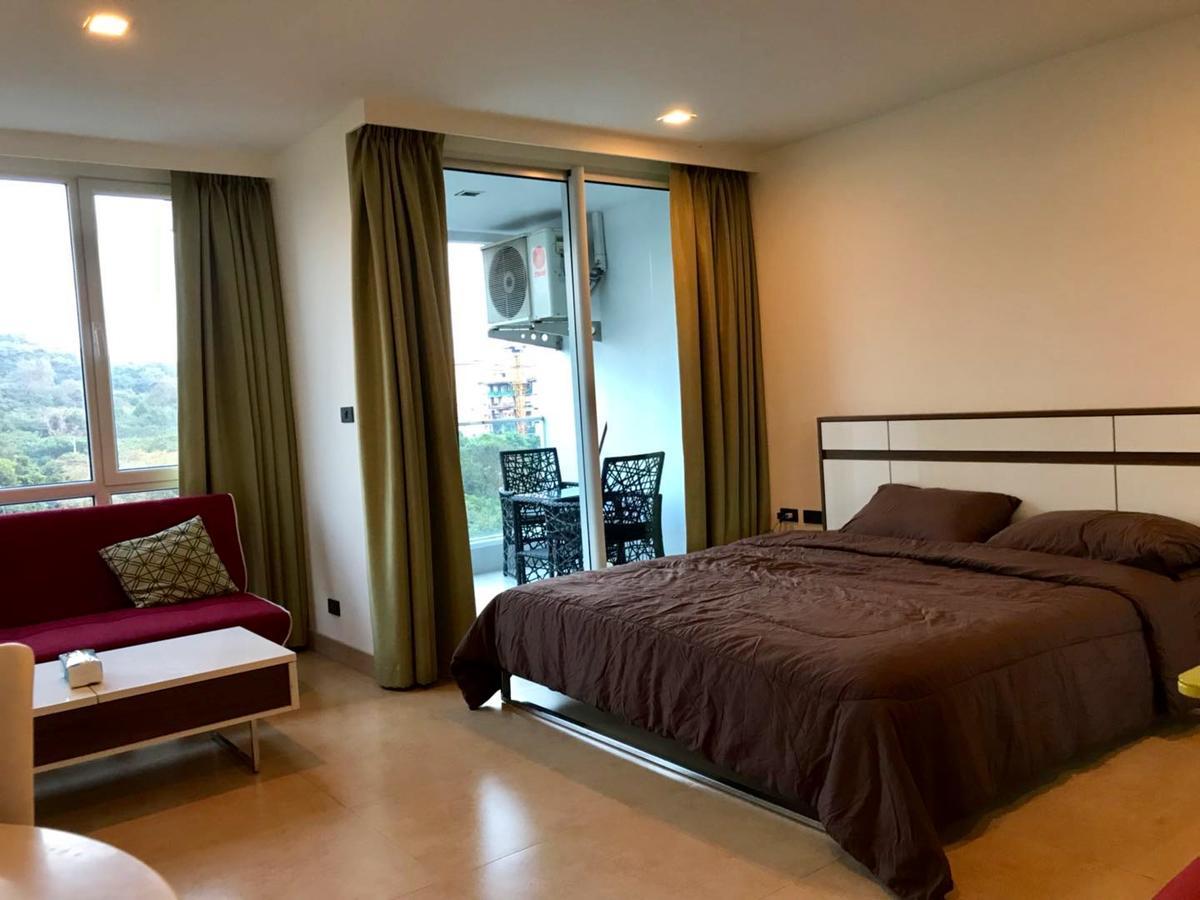 The Cliff Condominium Pattaya Extérieur photo